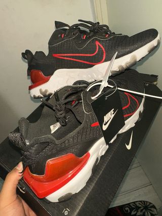 Nike D/MS/X Negro/Rojo