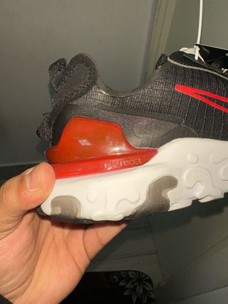 Nike D/MS/X Negro/Rojo