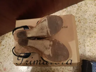 Gratis/ regalo Sandalias de cuña negras