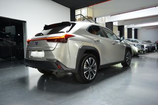 LEXUS UX 2.0 250h Premium