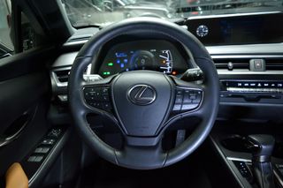 LEXUS UX 2.0 250h Premium