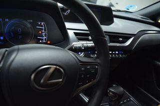 LEXUS UX 2.0 250h Premium