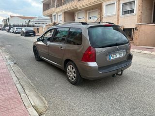 Peugeot 307 SW 2002 7 plazas
