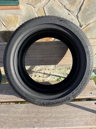 Neumático Continental 245/40 R17 Ultracontact