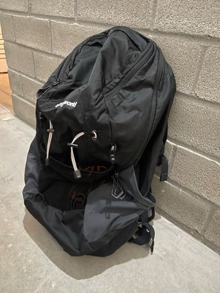 Mochila de montaña Trango World negra