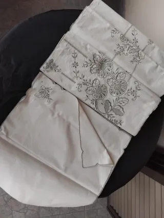 Tovaglia Cotone Ricamata 12 Persone