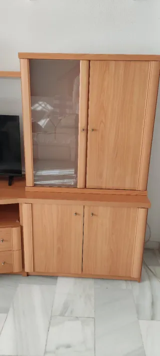 Mueble de salón modular madera.
