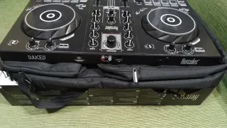 Controladora Hercules DJControl Impulse 300