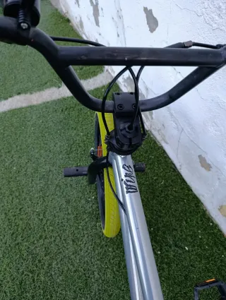 Bicicleta BMX Wipe Plata