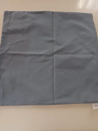 4 Fundas Cojín Cuadros Azul y Blanco