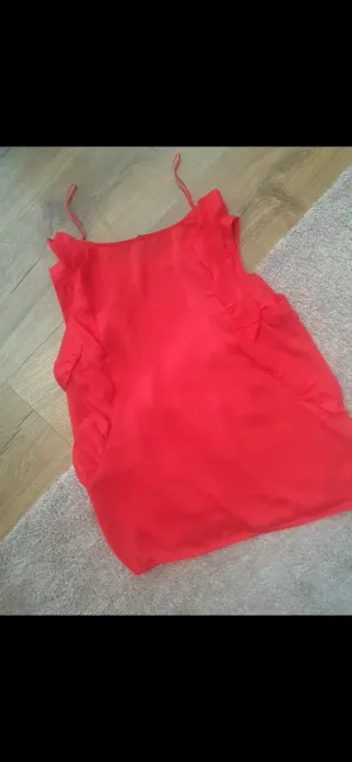 Blusa Zara roja con volantes