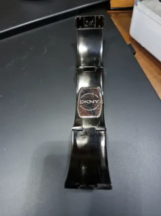 Reloj DKNY Donna Karan New York. Original.