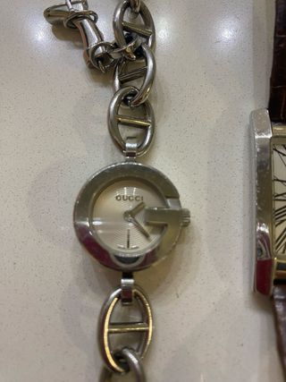 Lote de 5 Relojes Gucci, Lotus, Raymond Weil