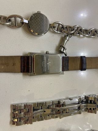 Lote de 5 Relojes Gucci, Lotus, Raymond Weil