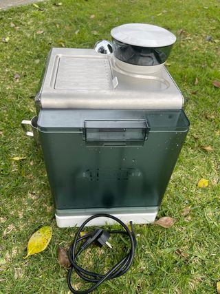 Cafetera DeLonghi La Specialista Arte, blanca