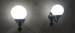 Coppia di applique vintage in ottone argentato