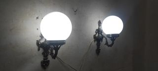 Coppia di applique vintage in ottone argentato