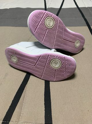 Zapatillas blancas talla 30