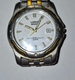 Reloj Lorus Sport bicolor
