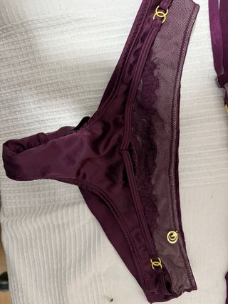 Conjunto lencería Hunkemöller púrpura