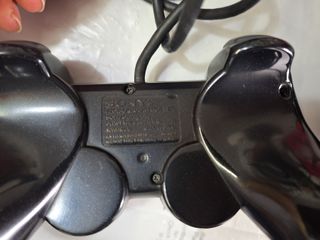 Lotto 2 joystick e memory card 8 MB PS2