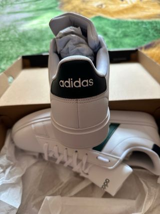 Zapatillas Adidas Blancas y Verdes