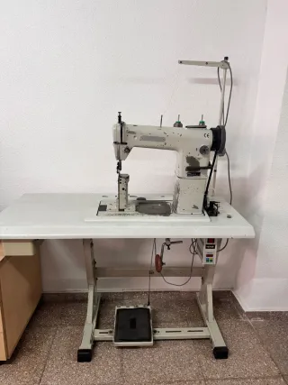 Máquina de coser industrial silenciosa