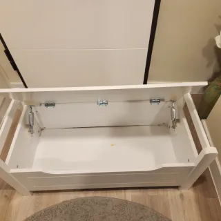 Banco baúl de madera blanco