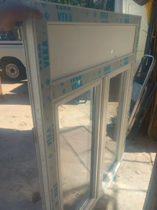 Ventana PVC Blanca Doble Hoja