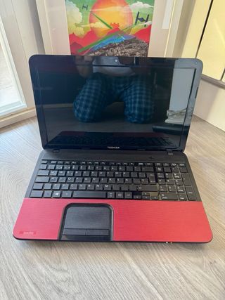 Portátil Toshiba i5 funcionando