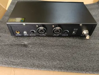 Sistema audio debra Pro Er 202  UHF dual Chanel