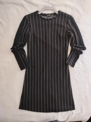 Vestido Bershka rayas XS