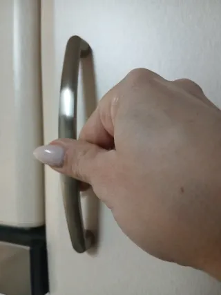 21 Maniglie per mobili da cucina argentate