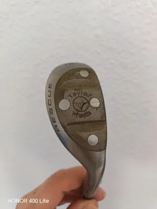 Cinco Palos de Golf TaylorMade 9.5 Titanium