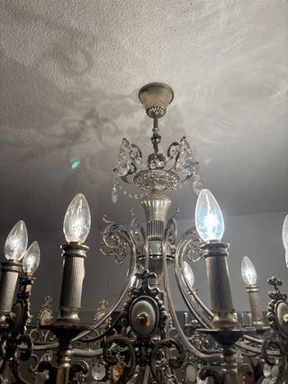 Lámpara de techo de cristal y metal