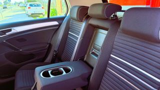 VOLKSWAGEN  GOLF VII GASOLINA 2 AÑOS GARANTÍA GARA