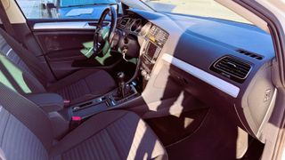 VOLKSWAGEN  GOLF VII GASOLINA 2 AÑOS GARANTÍA GARA