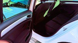 VOLKSWAGEN  GOLF VII GASOLINA 2 AÑOS GARANTÍA GARA