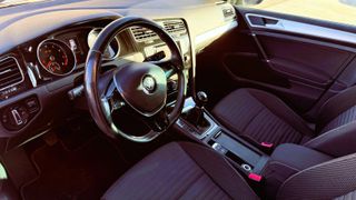 VOLKSWAGEN  GOLF VII GASOLINA 2 AÑOS GARANTÍA GARA