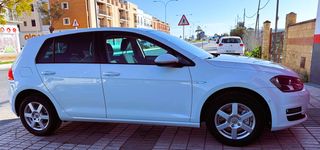 VOLKSWAGEN  GOLF VII GASOLINA 2 AÑOS GARANTÍA GARA