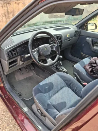 Renault 19 1996