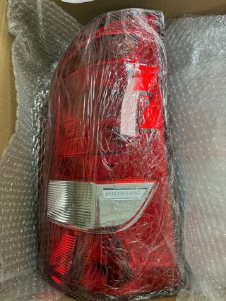 Pilotos traseros Mercedes Vito W447