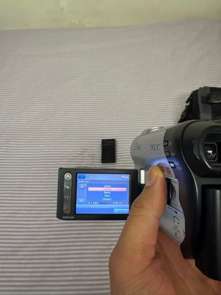 Cámara Sony Handycam DCR-DVD106