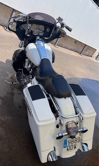 Harley Davidson Electra Glide Bagger “street glide