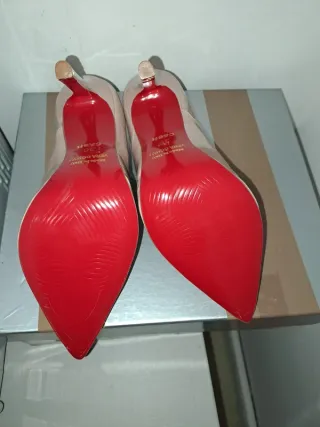 Dècolletè CASH calzature nuove mai usate nude n36