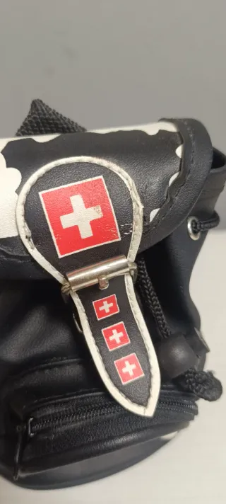 Mochila Pequeña Swiss Dream Negra y Blanca