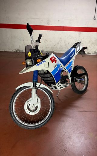 Suzuki DR Big 50 Histórica