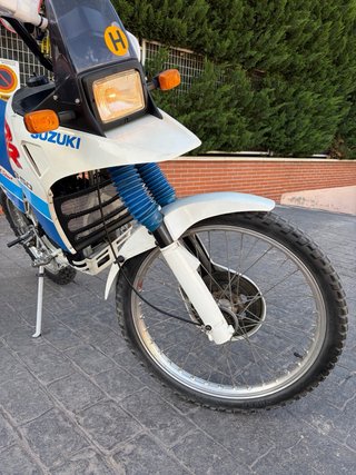 Suzuki DR Big 50 Histórica