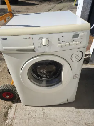 Lavadora Carga Frontal Zanussi 7kg