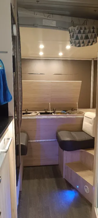 Autocaravana Challenger Quartz 274